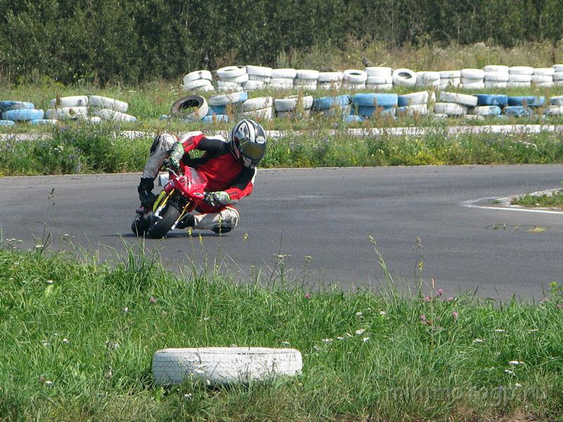 235.jpg